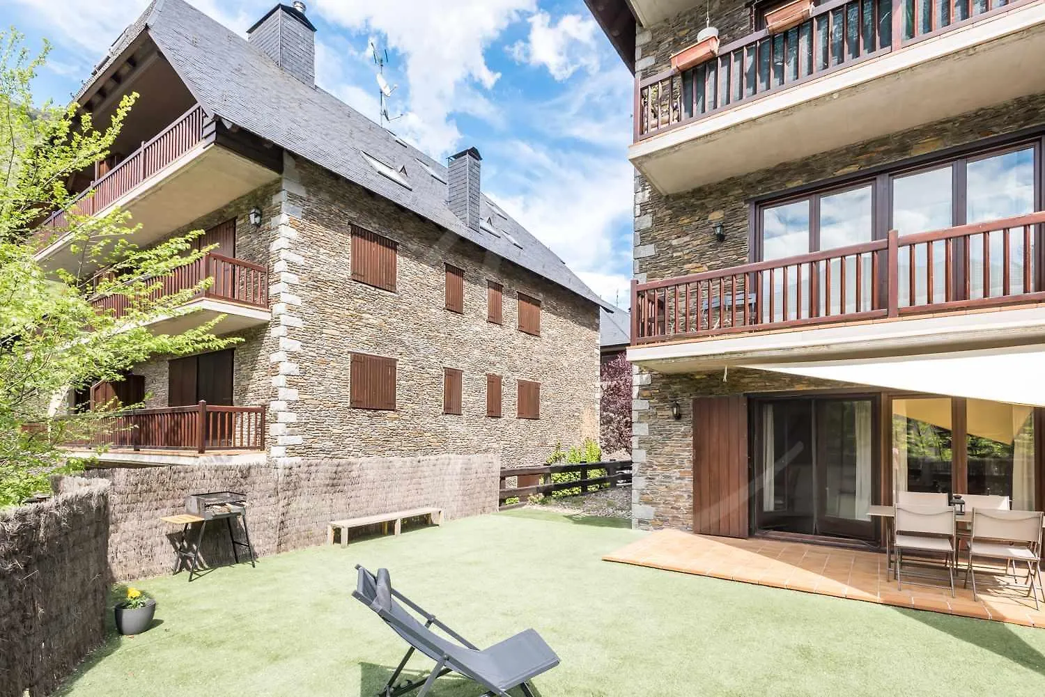 Apartment Prat Deth Pas By Seamount Rentals Betren