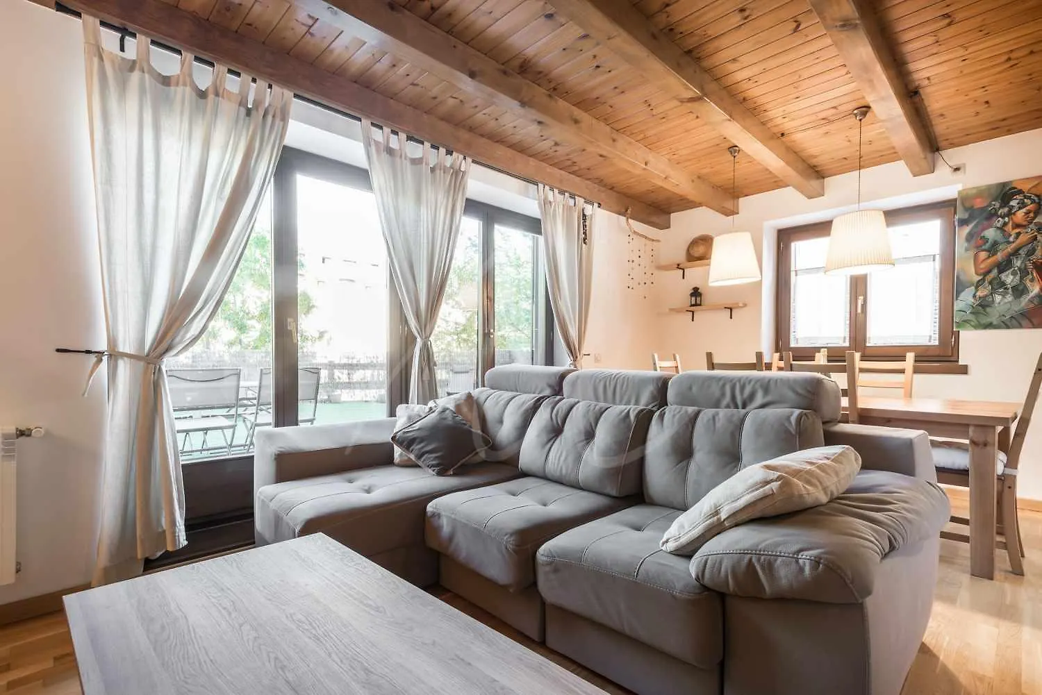 Apartment Prat Deth Pas By Seamount Rentals Betren
